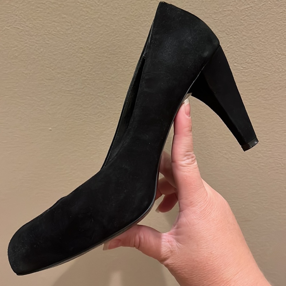 Black suede almond toe pumps size 7